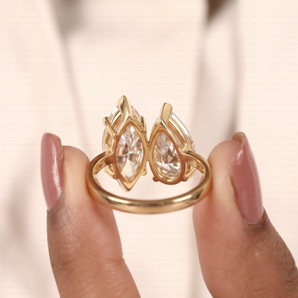 Pear & Marquise Cut Lab-Grown Diamond Toi-Et-Moi Engagement Ring